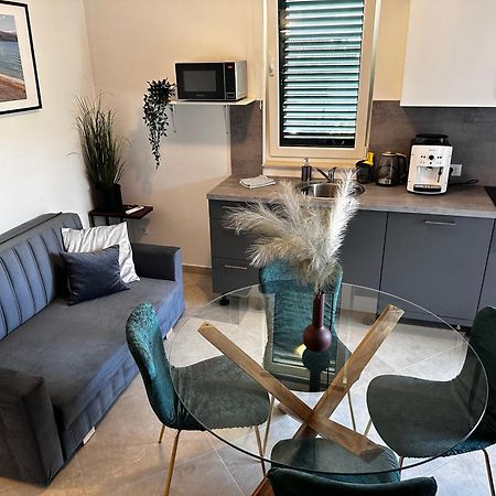 Divine Apartments Baška Eksteriør bilde