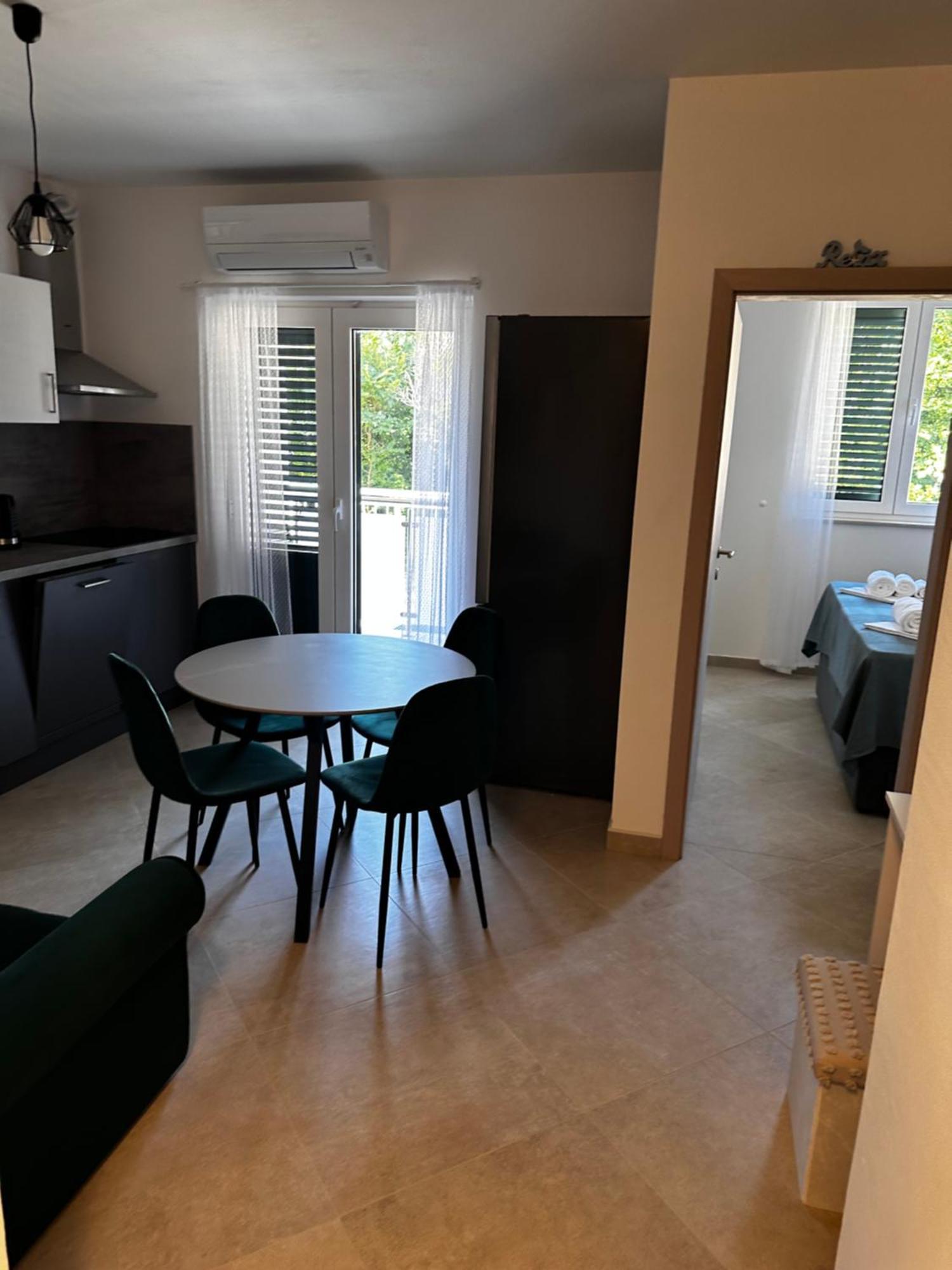 Divine Apartments Baška Eksteriør bilde